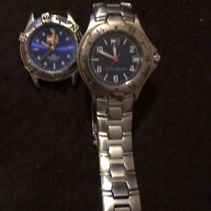 Men’s watch with an extra face.